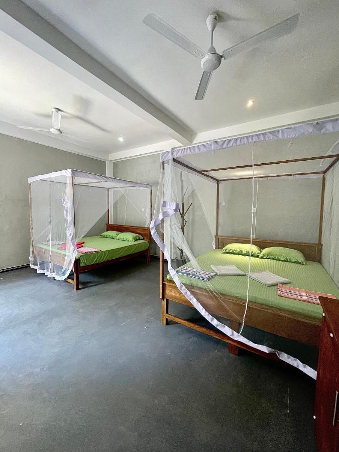 Jungle Escape Hiriketiya Hotel Dickwella Exterior photo